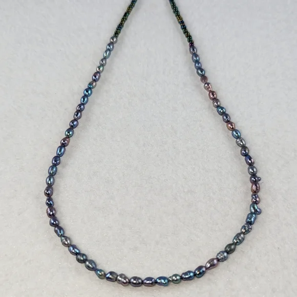 REAL 4-5mm Teeny Peacock Pearl Necklace - Picture 5 of 9